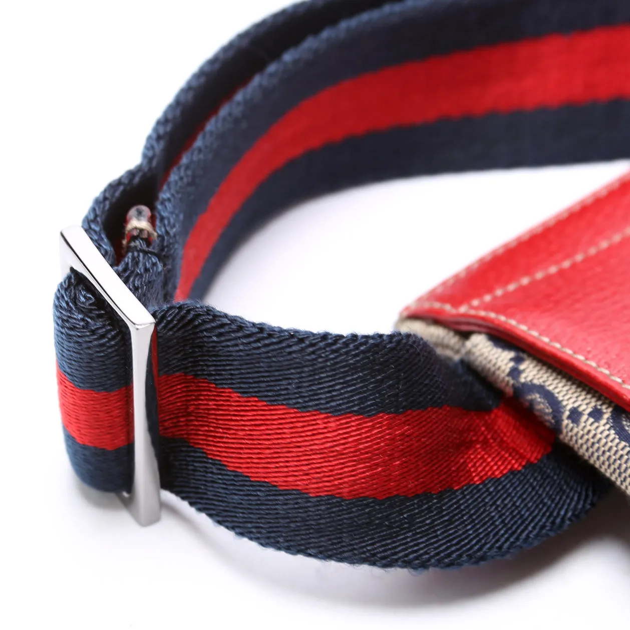 28566 GG Canvas Waist Bag