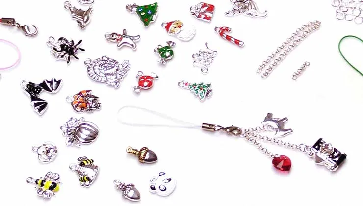 How to Personalize Your Style with Easy Purse Charms